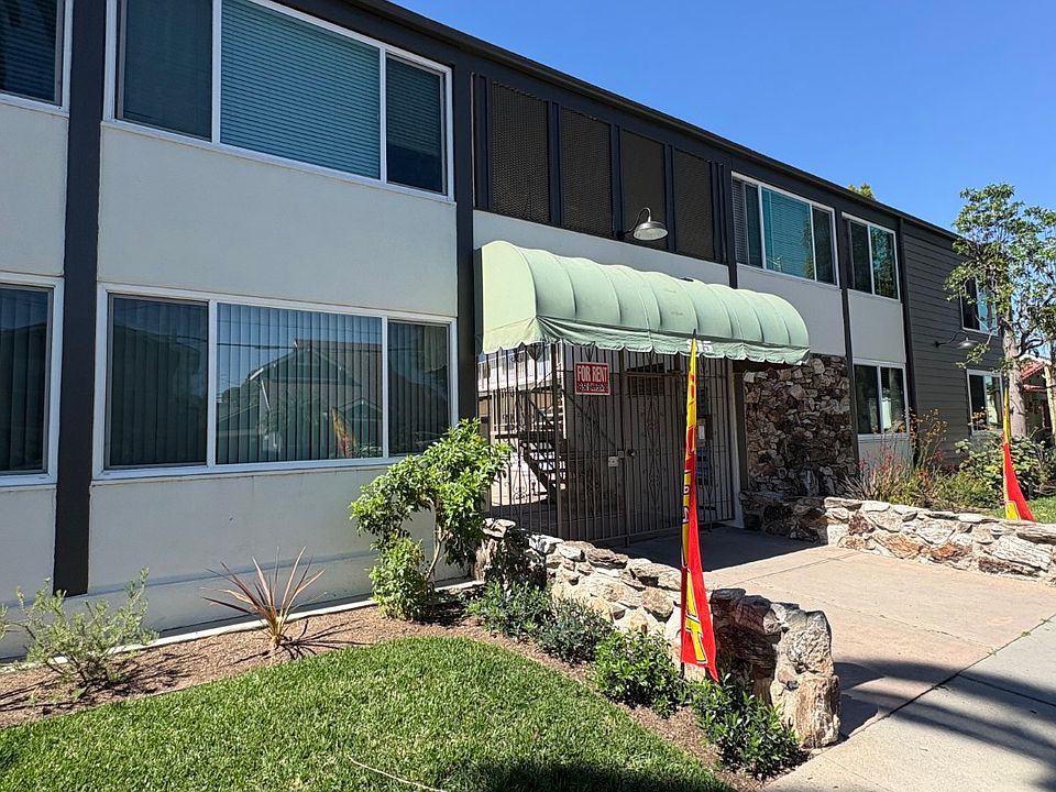 1st image of 815 Loma Ave APT 14