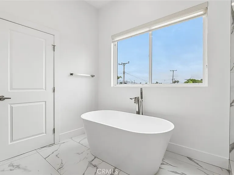 17151 Hague Ln — Photo 19