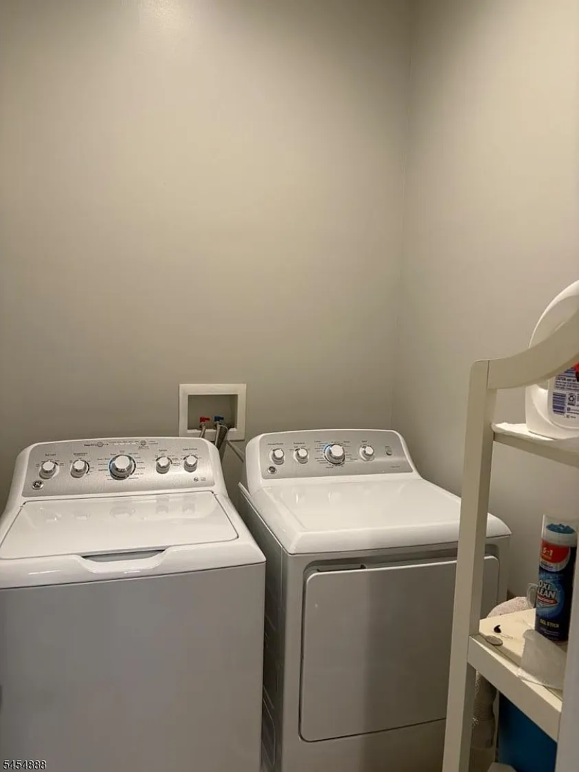 3 bed, $5,250 — Photo 3