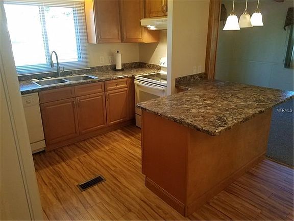3rd image of 1003 Karney Dr