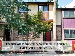 6872 Deer Run Dr, Alexandria, VA 22306