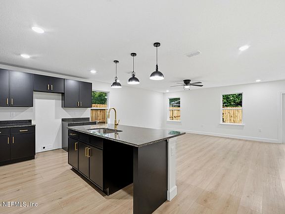 3rd image of 3238 DILLON Street