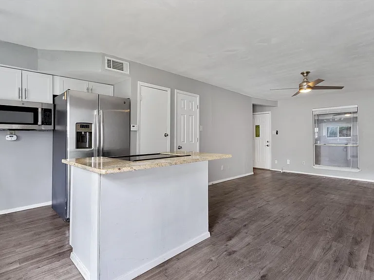3415 Menchaca Rd #113 — Photo 24