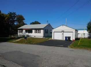 2 Brookview Ave, Dracut, MA 01826