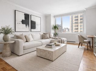 201 E 17th St APT 8F, New York, NY