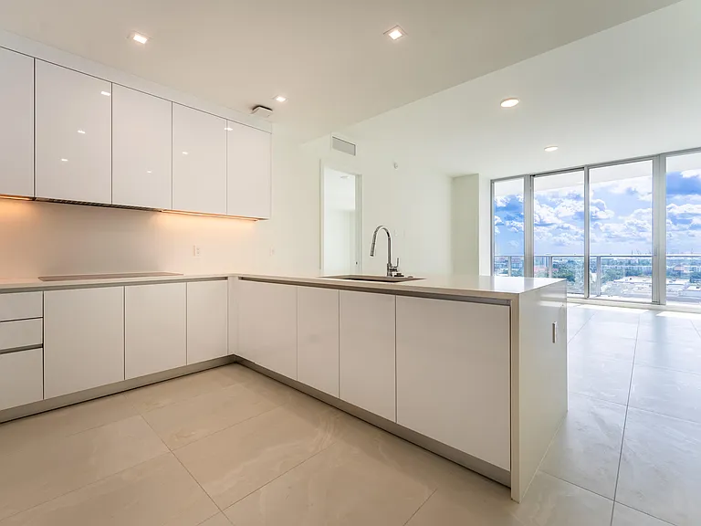 220 Lake Shore Dr #1011 — Photo 7