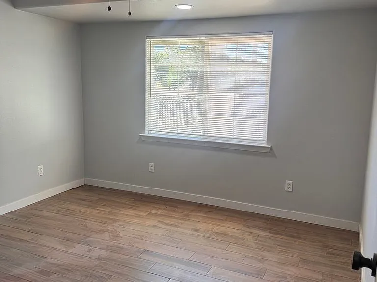3872 E Ashlan Ave — Photo 21