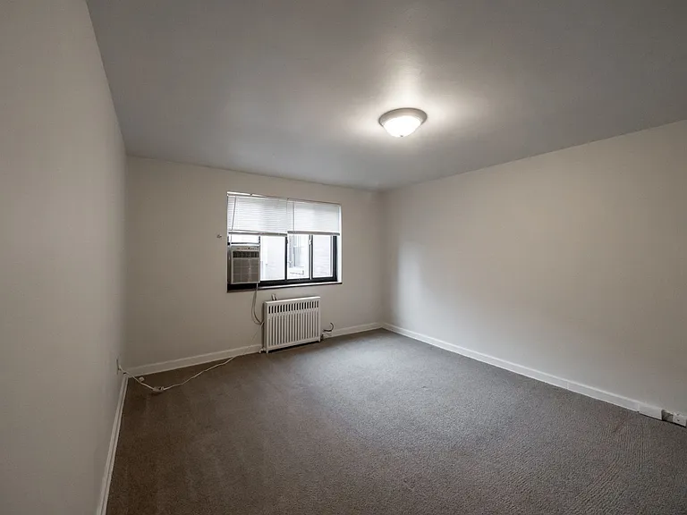 5540 5th Ave — Photo 9