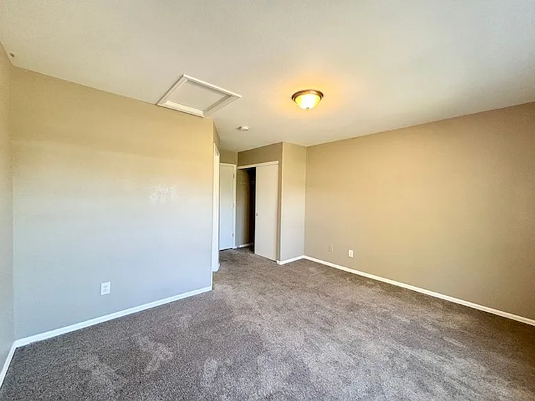 1044 S Paris Ct — Photo 17