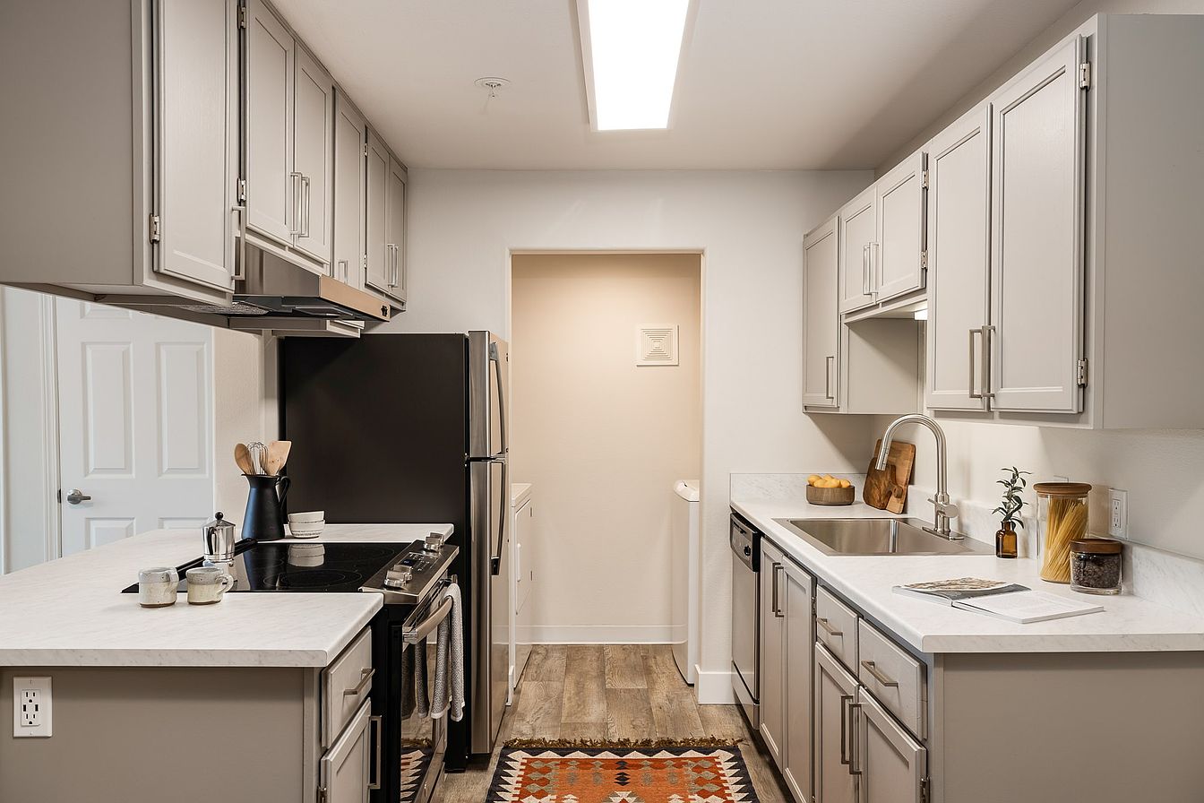 Canyon Creek Apartments Wilsonville