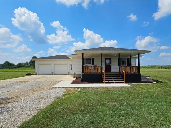 13969 N 850th St, Effingham, IL 62401