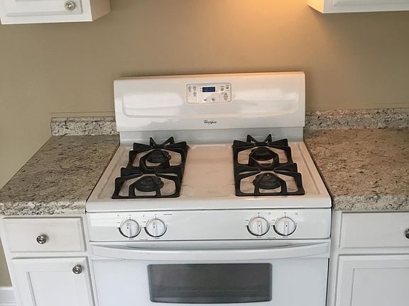 4th image of 937 Mitchell Ln