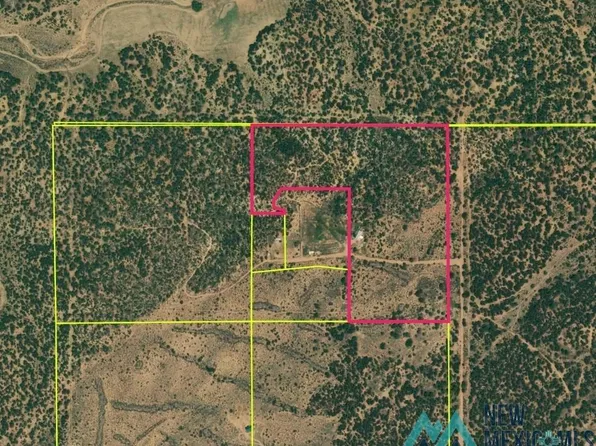 51 Panther Rd, Gallup, NM 87301