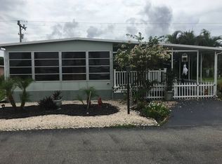 3074 Sky Villa Ln, North Fort Myers, FL 33903