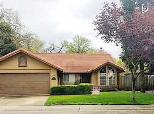 302 Manor Dr, Ione, CA