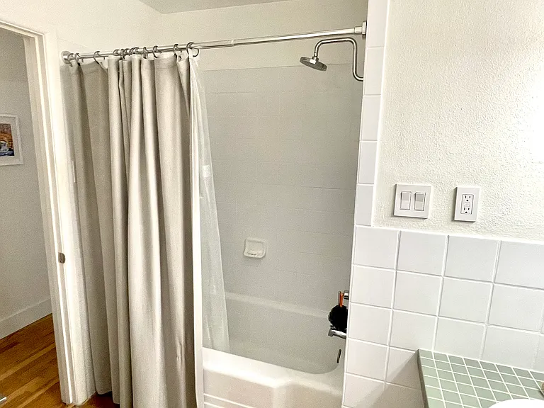 800 Dale Dr — Photo 16
