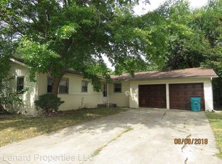 2447 S Nettleton Ave, Springfield, MO 65807