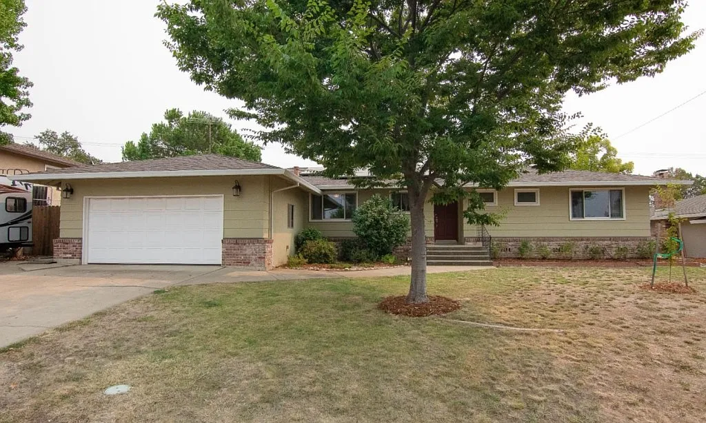 113 Rugosa Dr photo 1