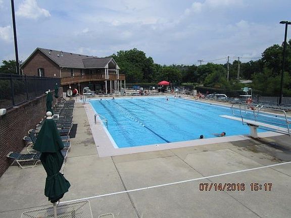 5th image of 360 Masterson Station Dr