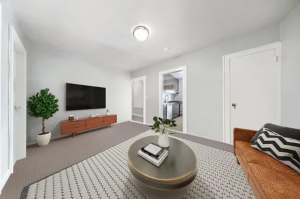 Rented by Nest Seekers International | media 7