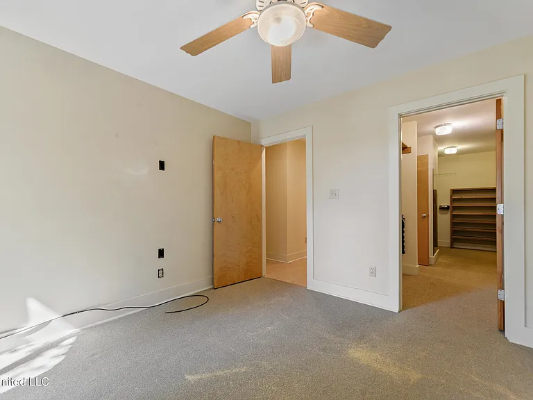 1220 Sunset Ave — Photo 34