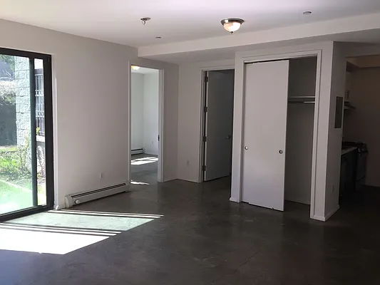 Rented by Flatiron Real Estate Advisors LLC | media 19