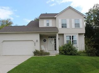 427 Newton Ct, Lake Orion, MI