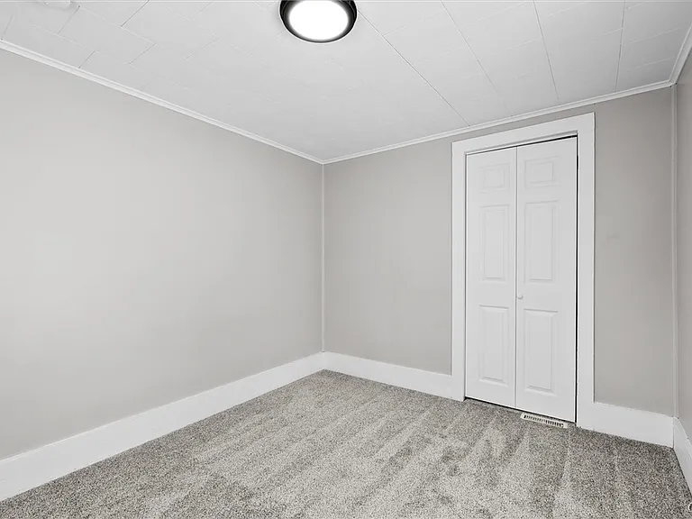 6982 Webster Rd — Photo 30