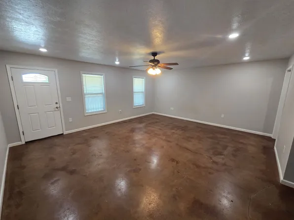 1423 McLain St, Newport, AR