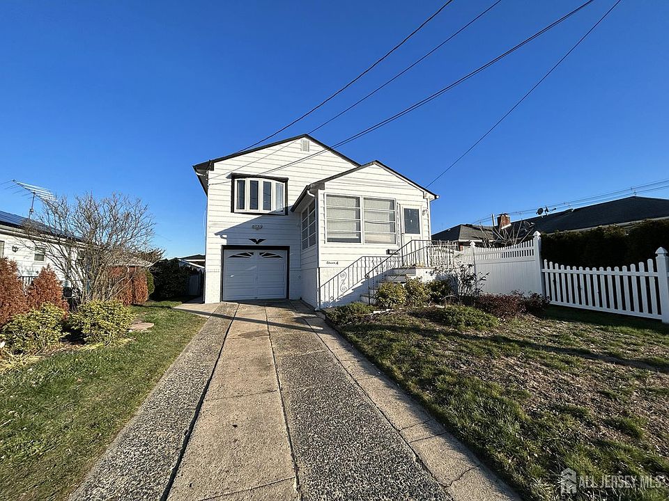 1st image of 11A Foothills Dr
