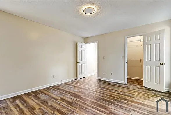 6211 Ward Rd — Photo 17