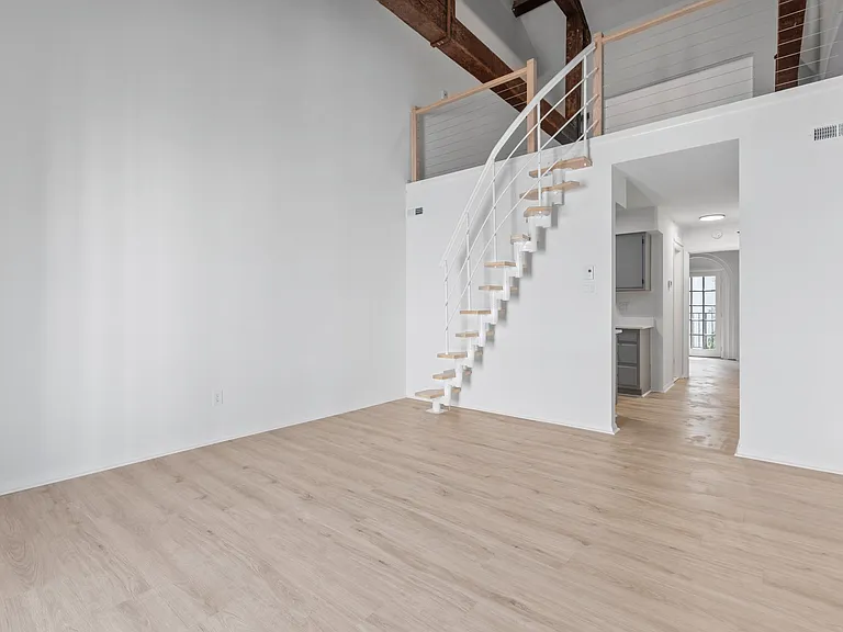 The Gallery Apartments — Photo 95