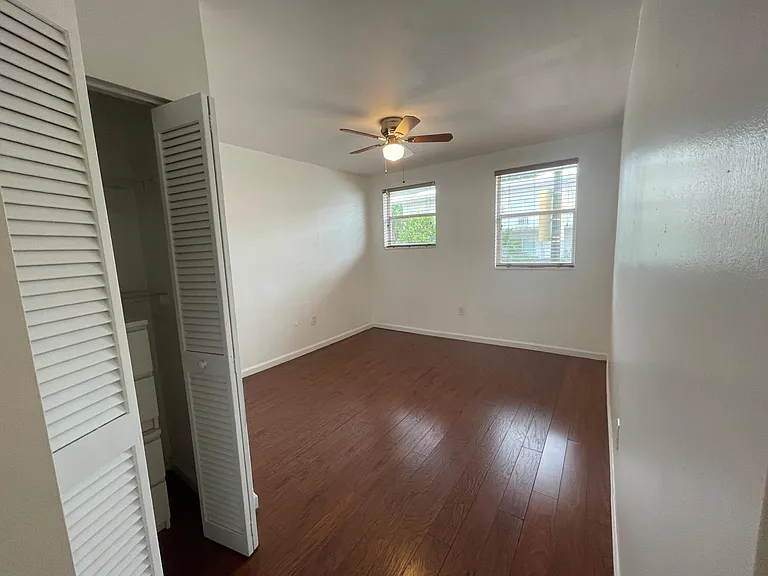 1051 Euclid Ave #103 — Photo 10