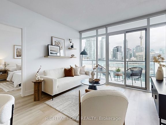 3rd image of 90 Stadium Rd #1101