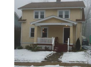 27 Thomas St, West Hartford, CT 06119