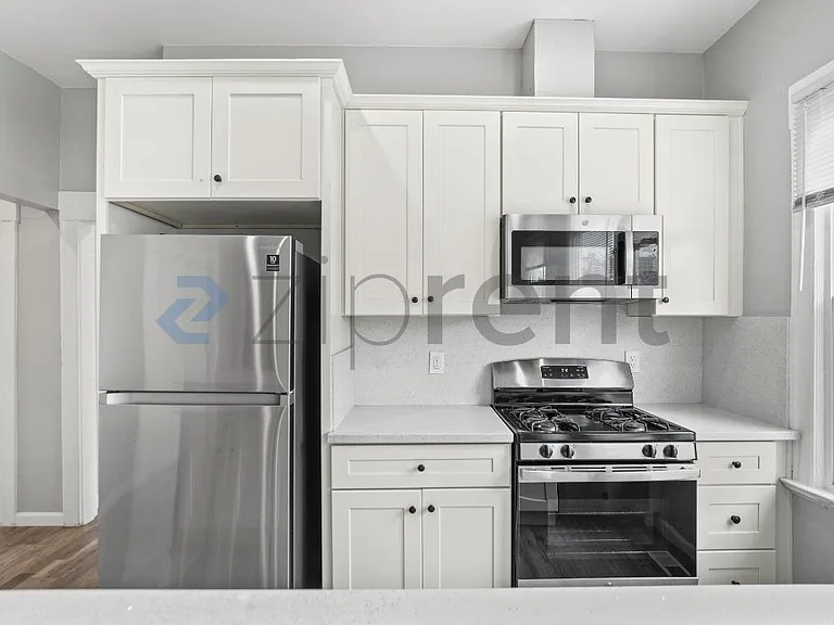 1202 Adeline St — Photo 15