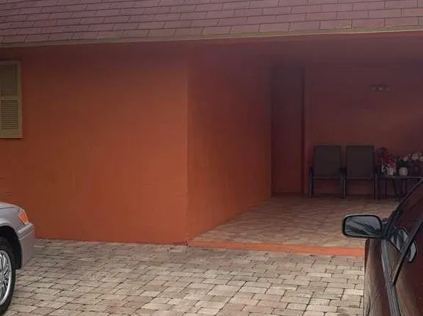 2070 NE 2nd Avenue, Pompano Beach, FL 33060