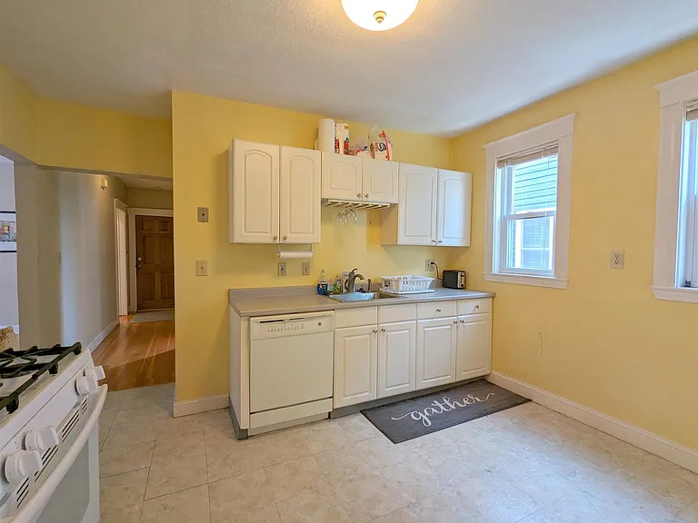 75 Conwell Ave #3 — Photo 19