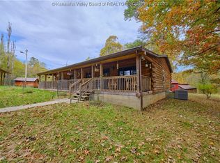 2842 Dunham Rd, Leon, WV 25123