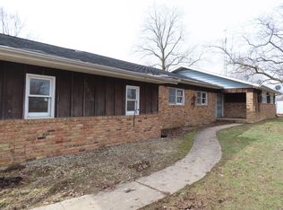 5826 E River Rd, Montpelier, IN 47359