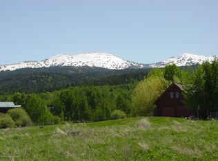 195 E Lochan Fen Ln, Alta, WY 83414