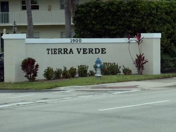 1900 S Kanner Hwy APT 10-102, Stuart, FL 34994