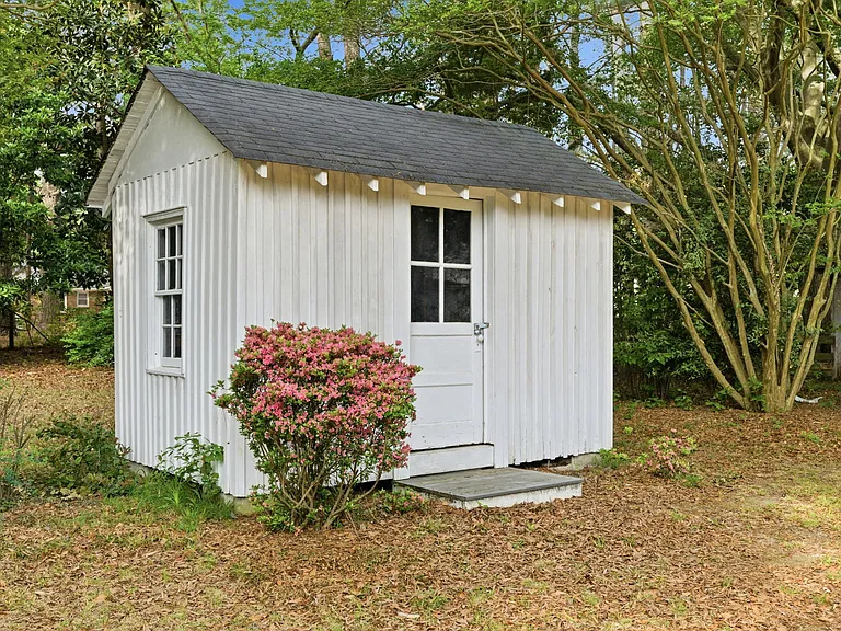 211 S Circle Dr — Photo 14