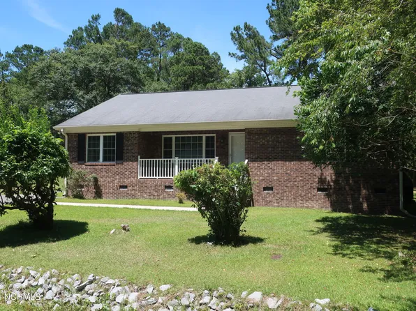 275 Peed Road, Chocowinity, NC 27817