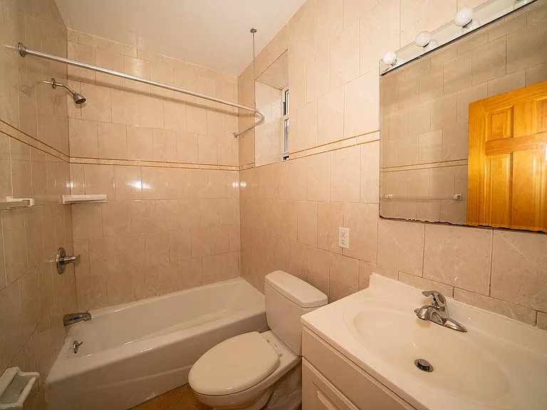 22-39 35th St #1A — Photo 15