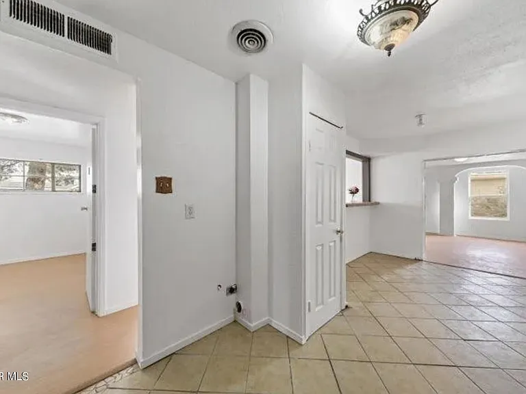 7632 Franklin Dr #A — Photo 10
