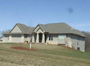 24236 119th St, Anamosa, IA 52205