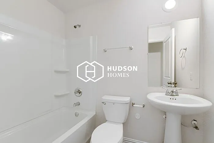 542 Rivas St #B — Photo 10