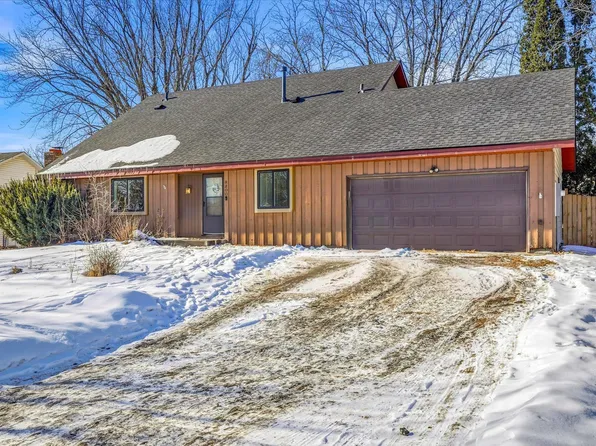 8200 Foothill Rd S, Cottage Grove, MN 55016