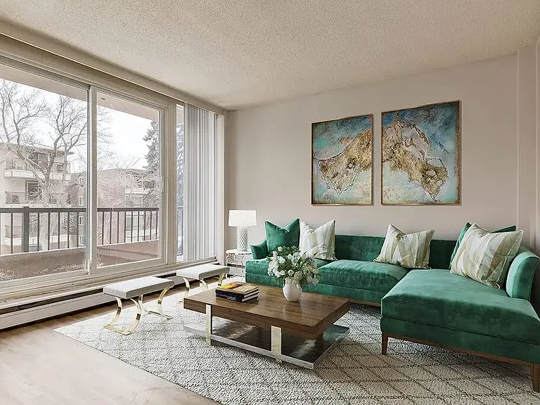 127 25th Ave SW #402 — Photo 2